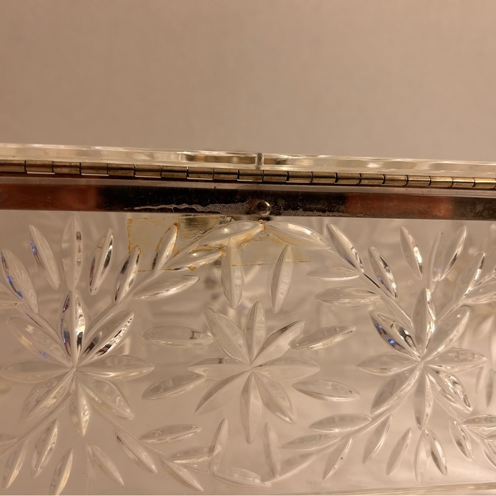 Vintage Clear Carved Lucite Box Purse - Picture 3 of 12